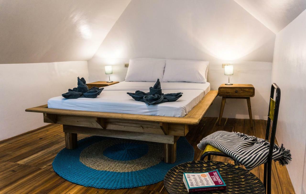 Garden Loft 90Sqm In The Heart Of El Nido- 2 Bedrooms Экстерьер фото